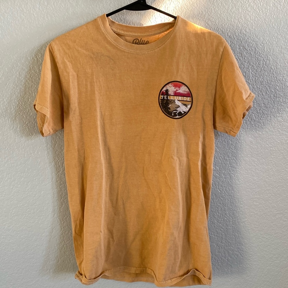 SOLD - Telluride Colorado Graphic Tee! Yellow, size small